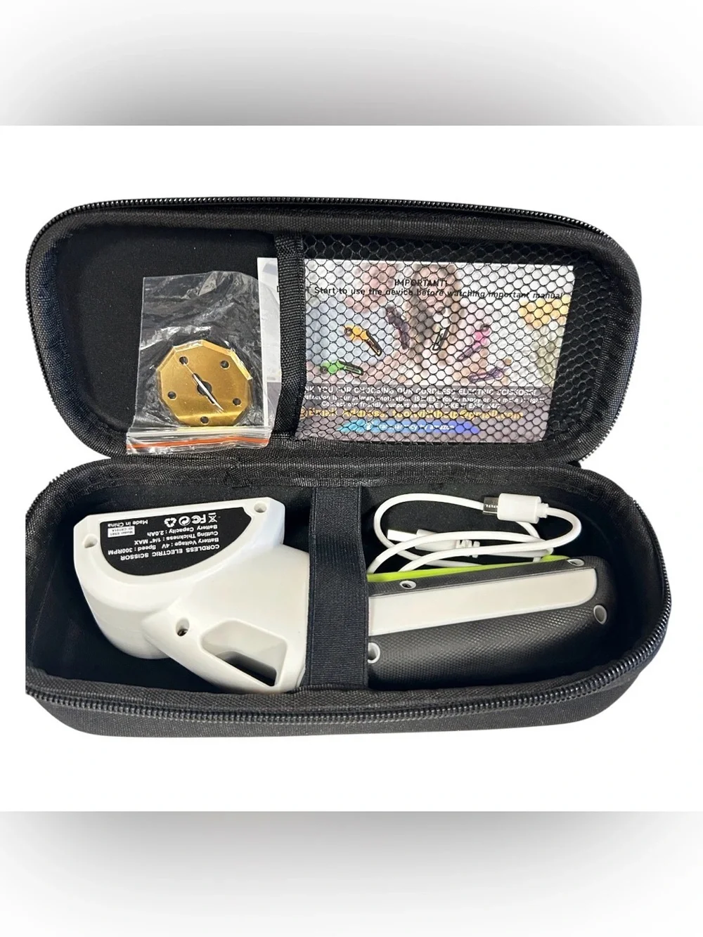 NWT 4V Cordless Electric Scissors Cutter - White and Gold